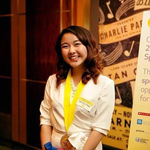 娱乐吃瓜酱四名女生得奖,年度大奖花落谁家?