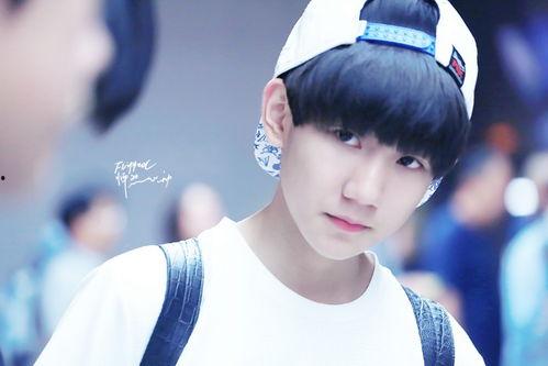 王源吃瓜娱乐完整版